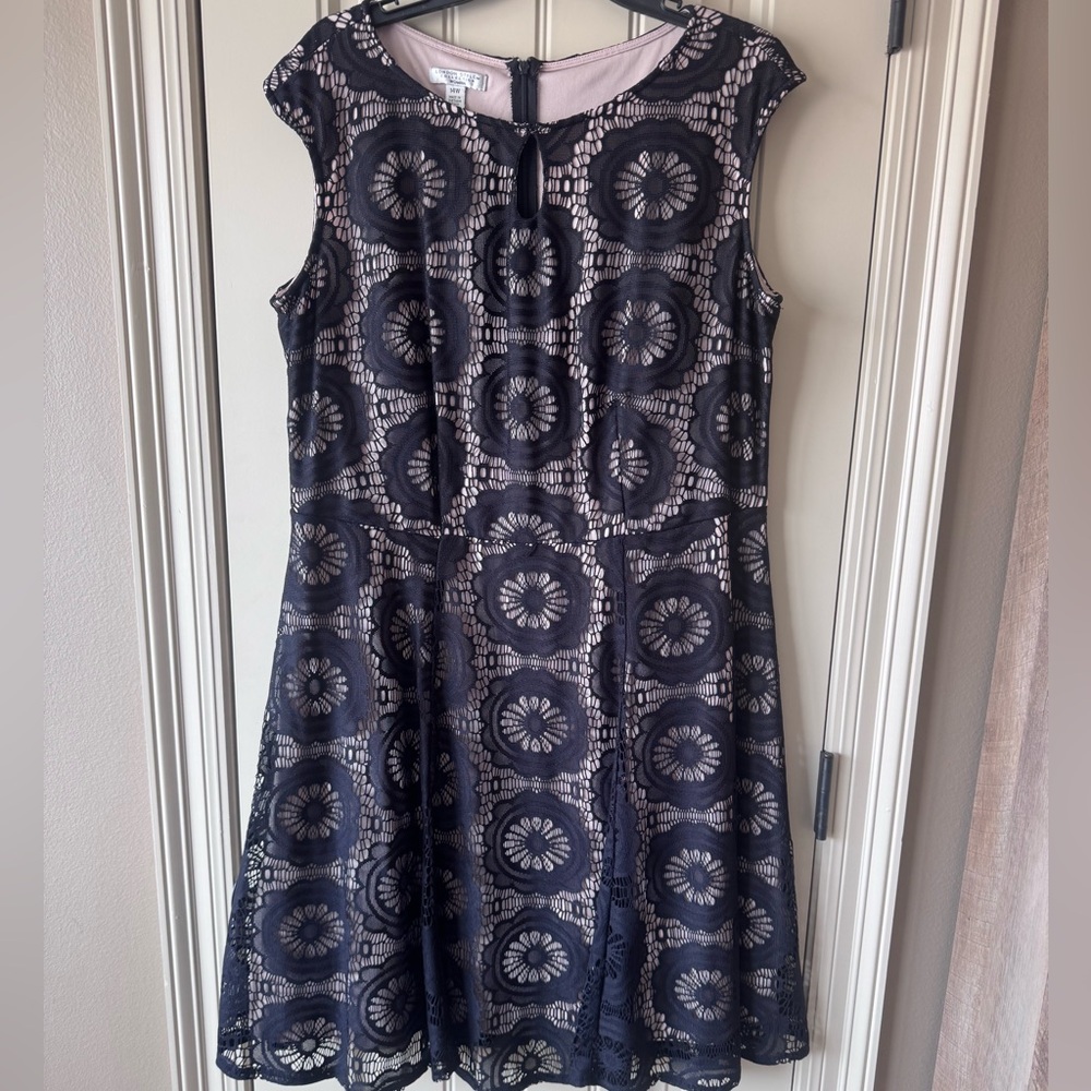 London Style Black Lace Dress - 14W